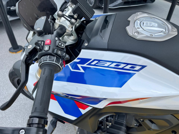 2025 MY26 BMW R 1300 R Performance R 1300 image 19