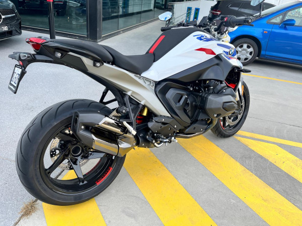 2025 MY26 BMW R 1300 R Performance R 1300 image 3