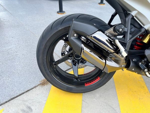 2025 MY26 BMW R 1300 R Performance R 1300 image 4