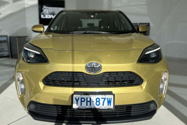 2021 Toyota Yaris Cross MXPB10R GX SUV Image 2
