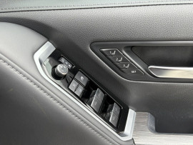 2022 Toyota LandCruiser FJA300R GR Sport Wagon image 27