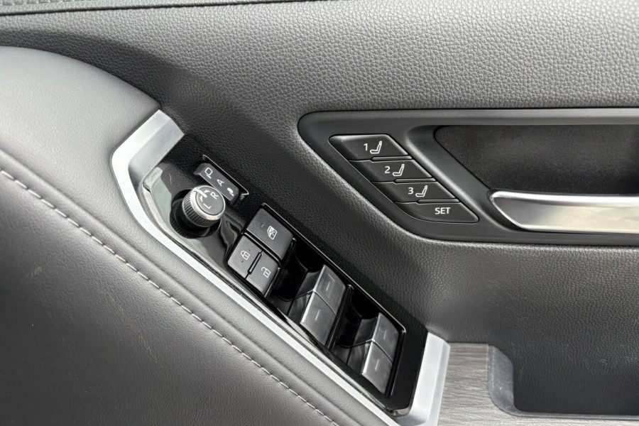 2022 Toyota LandCruiser FJA300R GR Sport Wagon Image 27