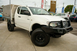 Mitsubishi Triton GLX MN