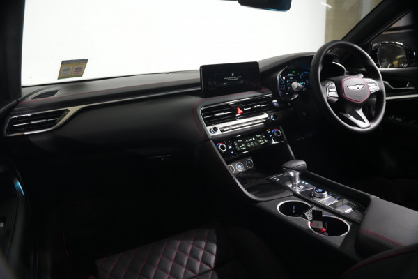 2025 Genesis G70 3.3t Sport Lux Sedan Image 12