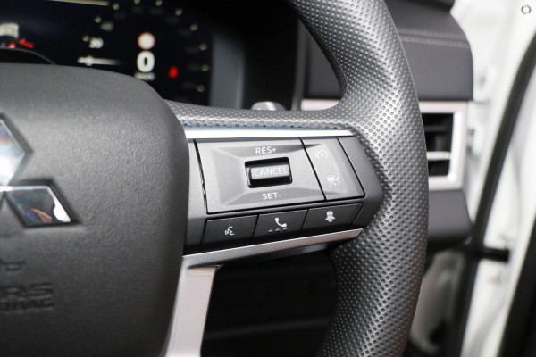 2026 Mitsubishi Outlander ZM ES SUV Image 12
