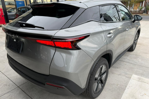 2026 Chery E5  Ultimate SUV Image 6