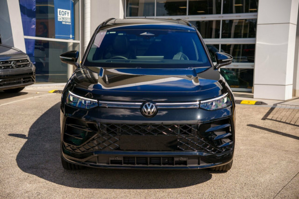 2026 Volkswagen Tayron R4 195TSI R-Line SUV Image 5
