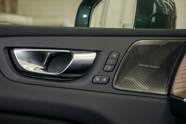 2026 Volvo XC60 UZ Plus B5 Bright SUV Image 15