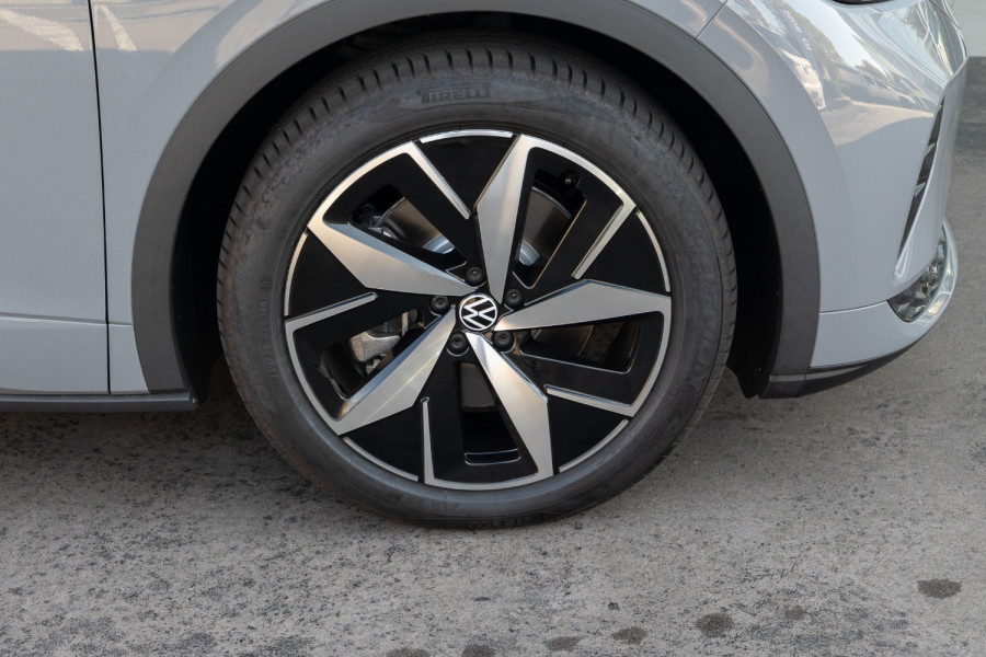 2024 MY25 Volkswagen ID. 5 E2 GTX SUV Image 20