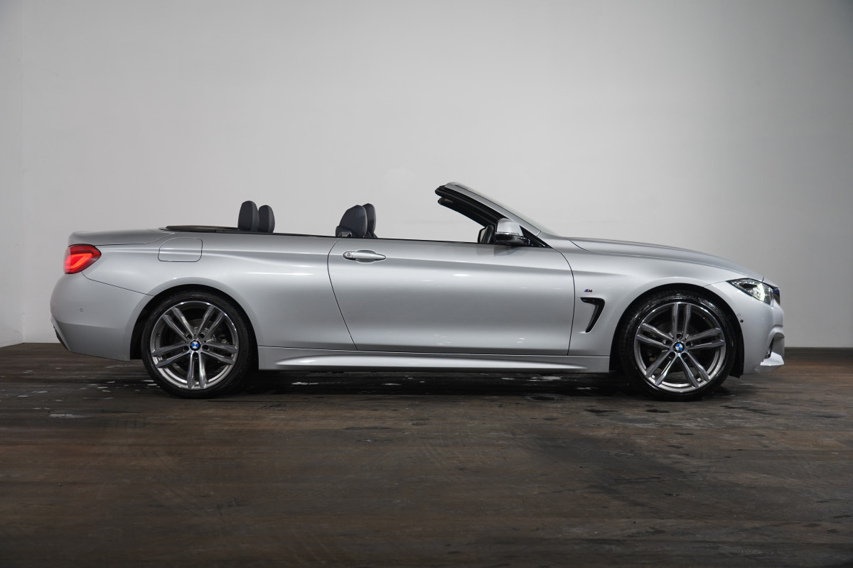 2017 BMW 4 20i M Sport Convertible Image 4