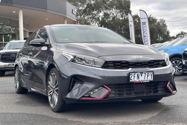 2022 Kia Cerato BD GT Hatch Image 2