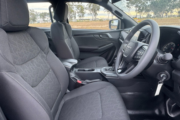 2026 Isuzu D-MAX RG X-RIDER Ute Image 9