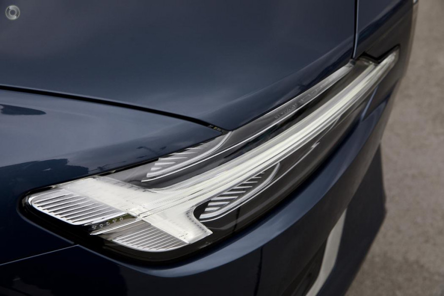 2024 Volvo S60  Ultimate B5 Bright Sedan Image 6