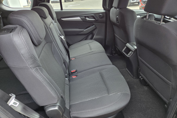 2026 Isuzu MU-X RJ LS-M SUV Image 10