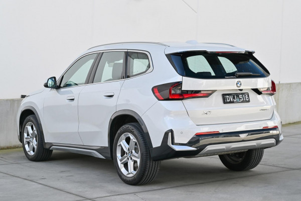 2025 BMW X1 U11 sDrive18i SUV image 4
