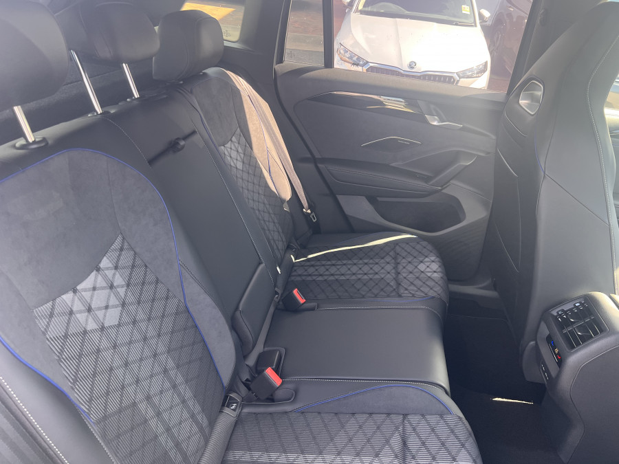 2026 Volkswagen Tiguan CT 150TSI R-Line SUV Image 12