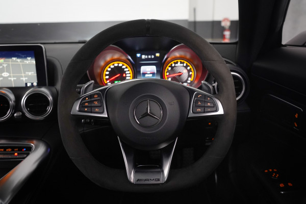 2016 Mercedes-Benz AMG GT S Coupe Image 32