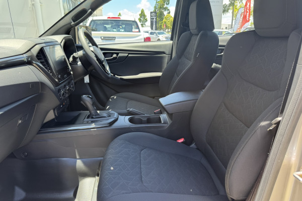 2026 Isuzu D-MAX RG X-RIDER Ute Image 13