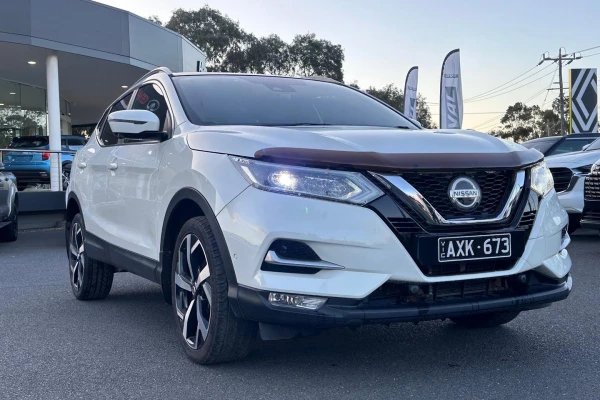 2018 Nissan QASHQAI J11 Series 2 Ti SUV Image 2