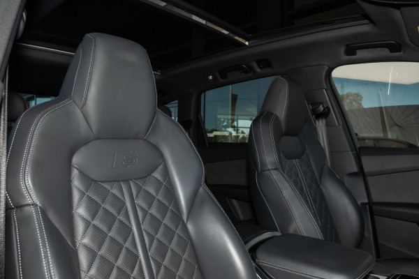 2024 MY25 Audi Q7 4M 55 TFSI S line SUV