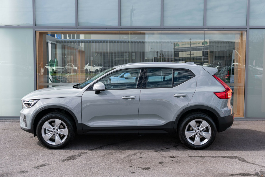 2025 MY26 Volvo XC40 XZ Plus B4 SUV Image 6