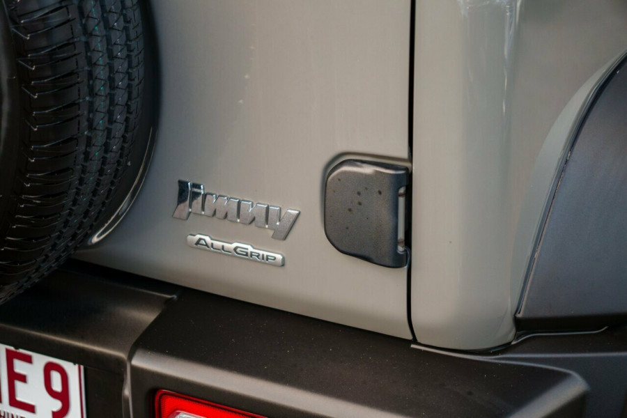 2021 Suzuki Jimny JB74 GLX Coupe Image 6