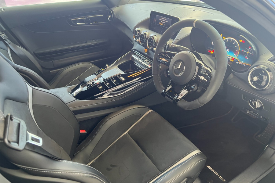2021 MYon Mercedes-Benz AMG GT C190 R Coupe Image 16