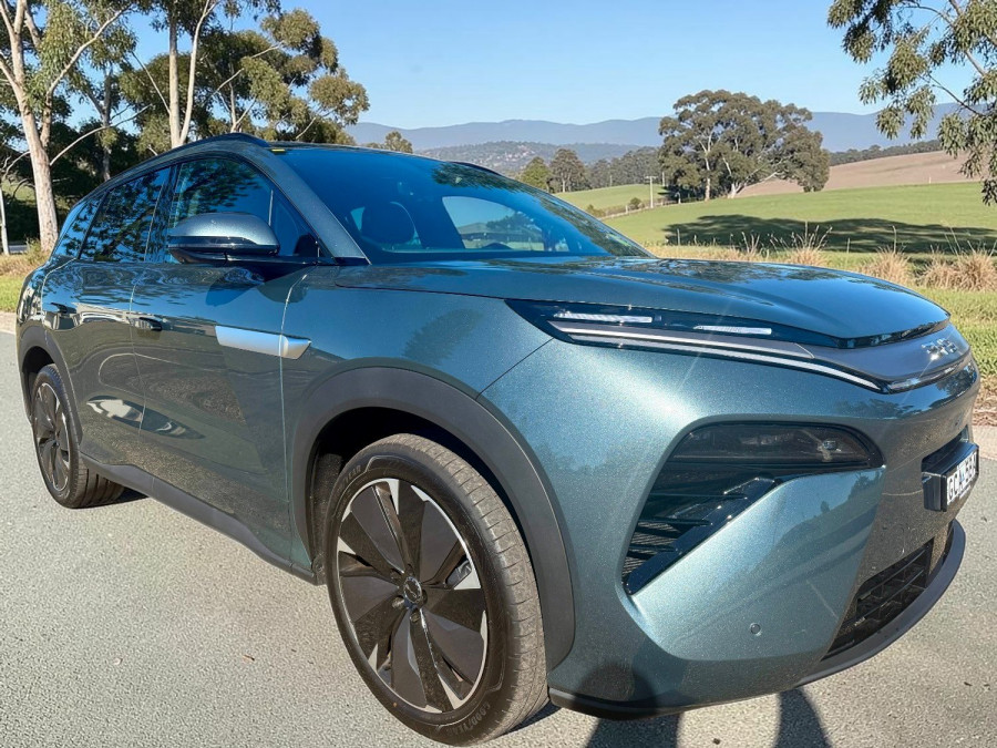 2025 MY26 BYD SEALION 8  Premium AWD SUV Image 2