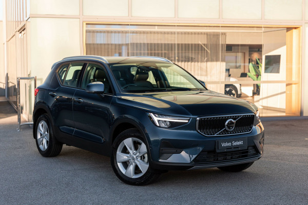2025 Volvo XC40 XZ Plus B4 SUV Image 1