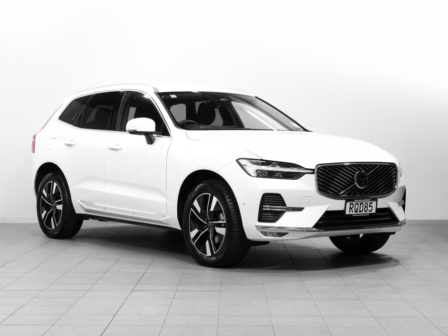 2026 Volvo XC60 UZ B5 Plus 2L MHeV AWD SUV Image 1