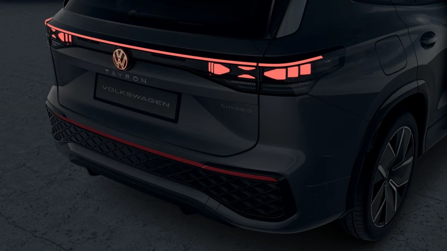 2026 Volkswagen Tayron R4 200TSI eHybrid R-Line SUV Image 5