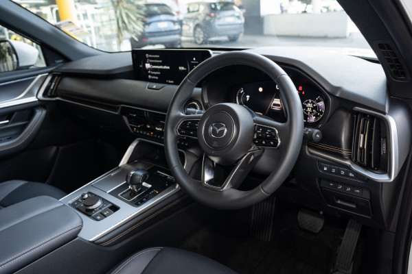2024 Mazda CX-80 KL P50e Azami SUV Image 5