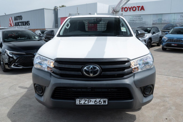 2023 Toyota HiLux TGN121R WorkMate Single-Cab Image 4
