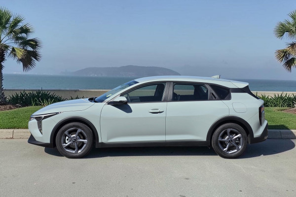 2025 MY26 Kia K4 CL4m S Hatch Image 2