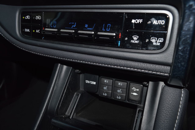 2018 Toyota Corolla ZR 15 of 25