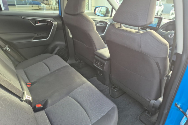 2021 Toyota RAV4 AXAH54R GXL SUV Image 31