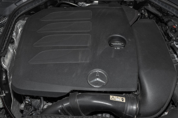 2019 Mercedes-Benz C-Class C205 C300 Coupe image 23
