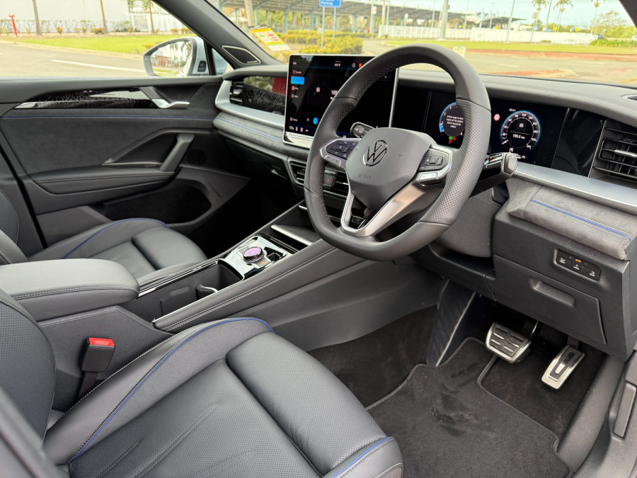 2025 MY26 Volkswagen Tayron R4 195TSI R-Line SUV Image 20