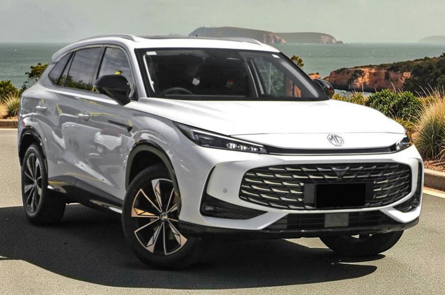 2025 MG HS AS33 Essence SUV Image 1