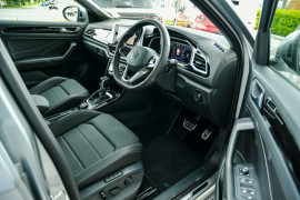 2025 Volkswagen T-Roc D11 140TSI R-Line SUV
