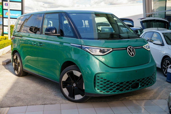 2025 Volkswagen ID. Buzz EB Pro BEV560 People Mover Image 1