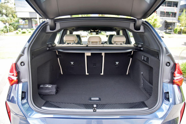 2025 BMW X3 G45 20 xDrive SUV image 6