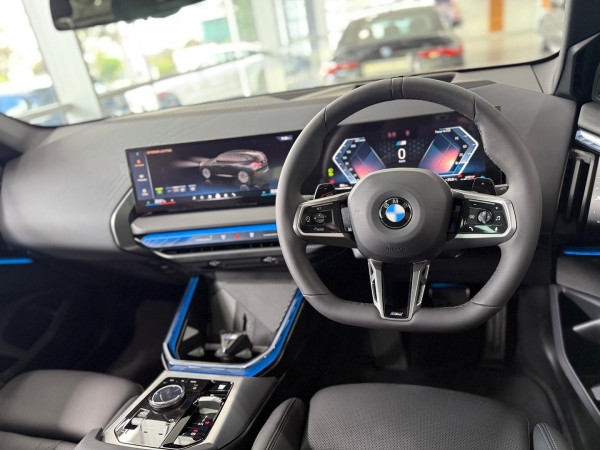 2025 [THIS VEHICLE IS SOLD] image 9