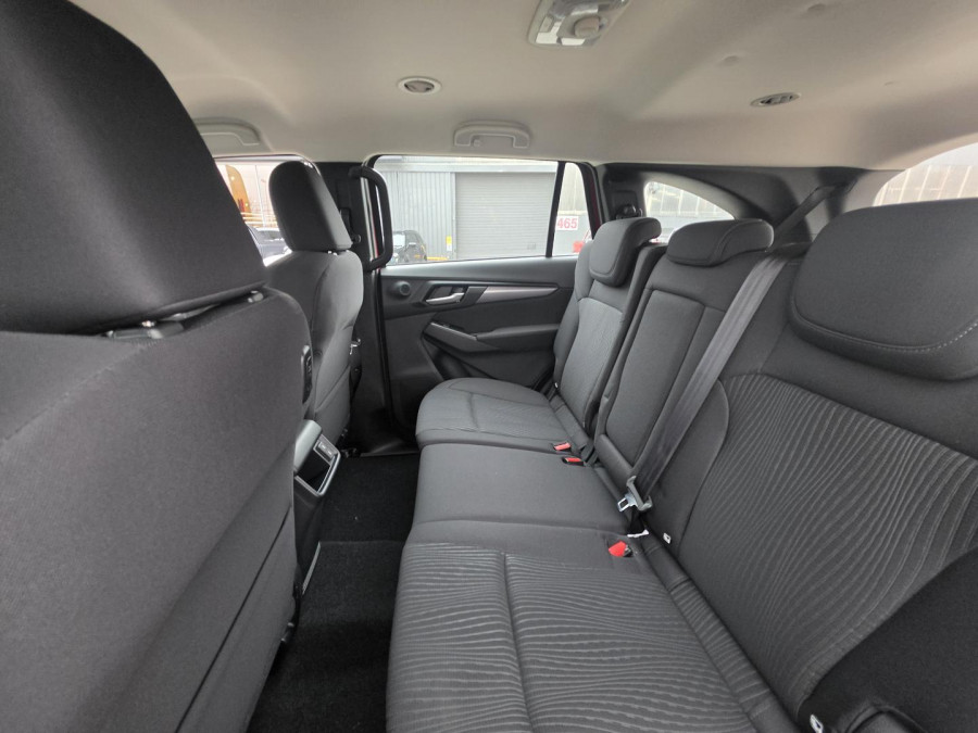 2026 MY25.5 Isuzu MU-X RJ LS-M SUV Image 11