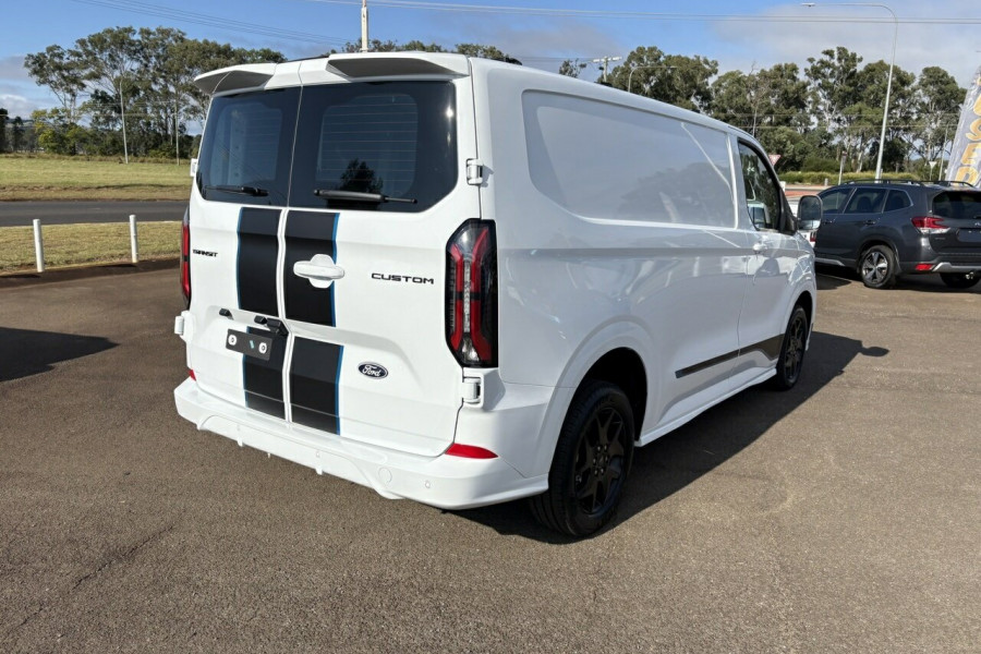 2024 MY24.75 Ford Transit VO 350L Van Image 11