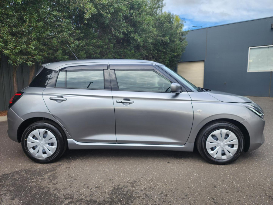 2026 Suzuki Swift UZ Hybrid Hatch Image 8