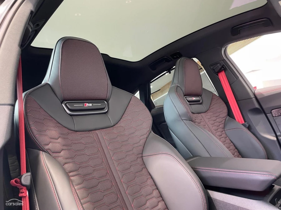 2026 Audi RS 5 Sedan Image 26