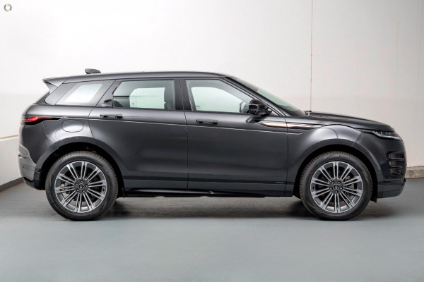 2026 MY26.5 Land Rover Range Rover Evoque L551 P300e Autobiography SUV image 2