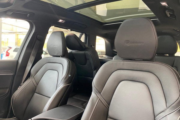 2019 Volvo XC90 L Series D5 R-Design Suv Image 3