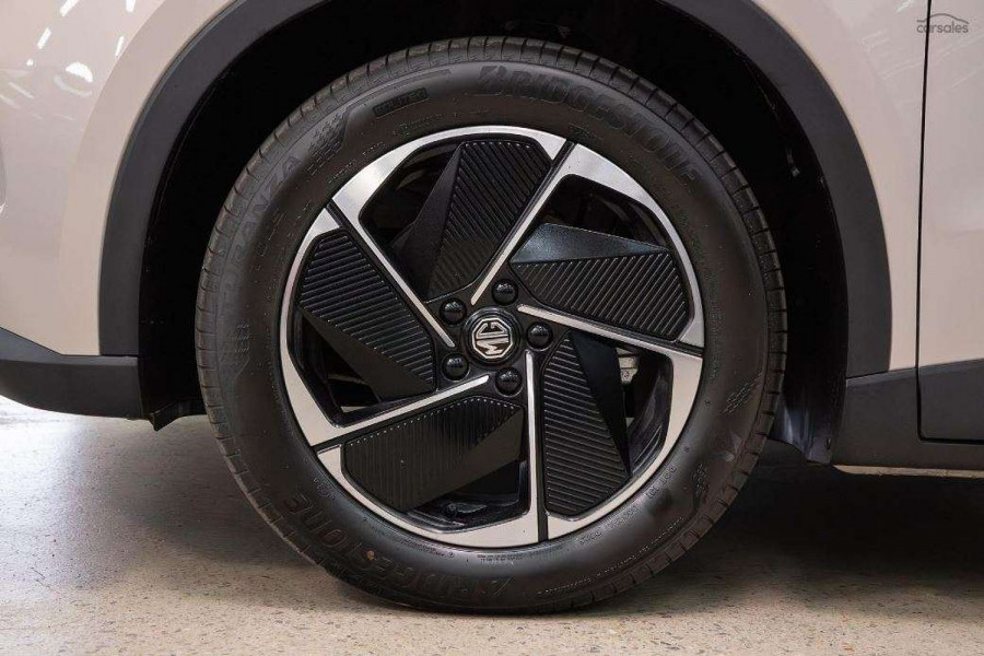 2025 MG MGS5 EV ZS3EM Essence 49 SUV Image 11